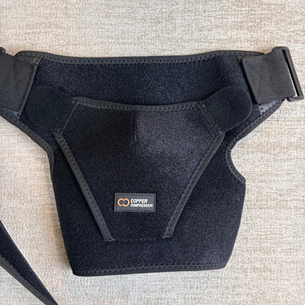 Copper Compression Shoulder Brace Unisex One Size Black Support Recovery EUC